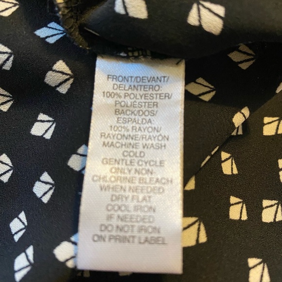 LOFT Black and White Patterned Tank Top - Picture 6 of 6